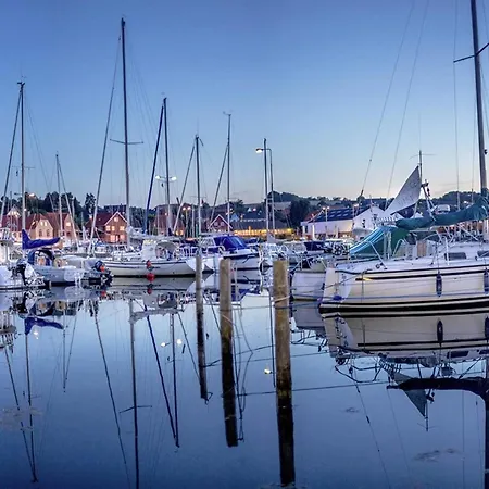 4 Person In Semesterbostad