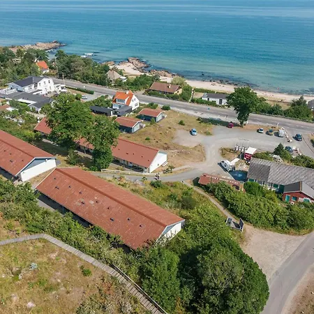 4 Person In Semesterbostad